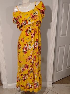 Yellow Floral Off-Shoulder Maxi Dress